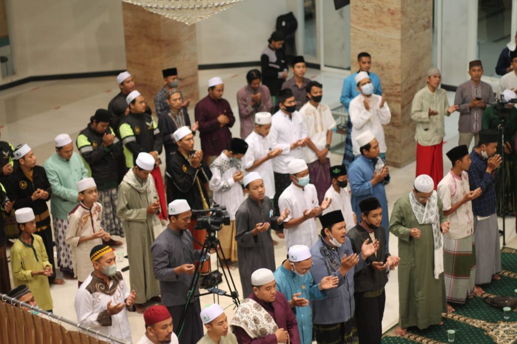 Kegiatan di Masjid Ulul 'Azmi